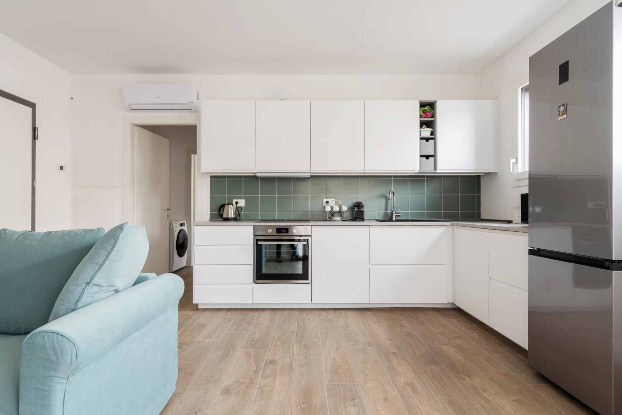 Apartment Bilocale Con Balcone Vicino Palazzo Del Ghiaccio Mailand